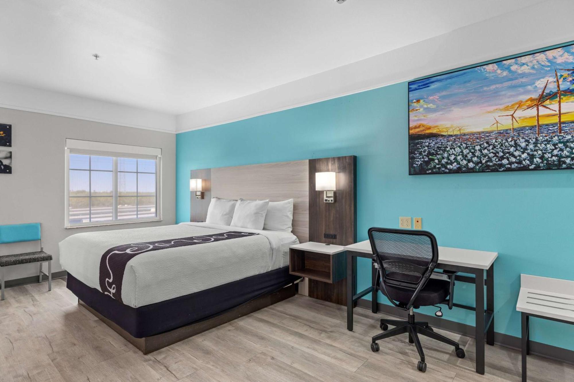 La Quinta Inn Suites By Wyndham Raymondville Harlingen Bagian luar foto