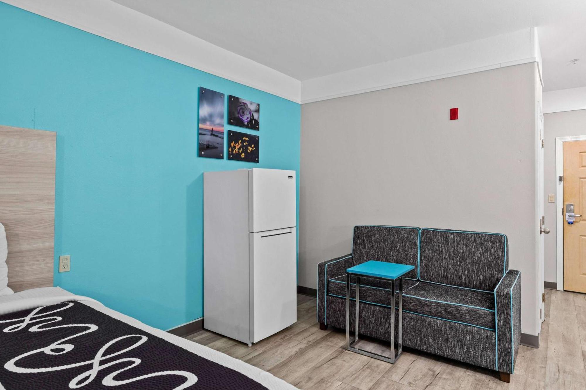 La Quinta Inn Suites By Wyndham Raymondville Harlingen Bagian luar foto