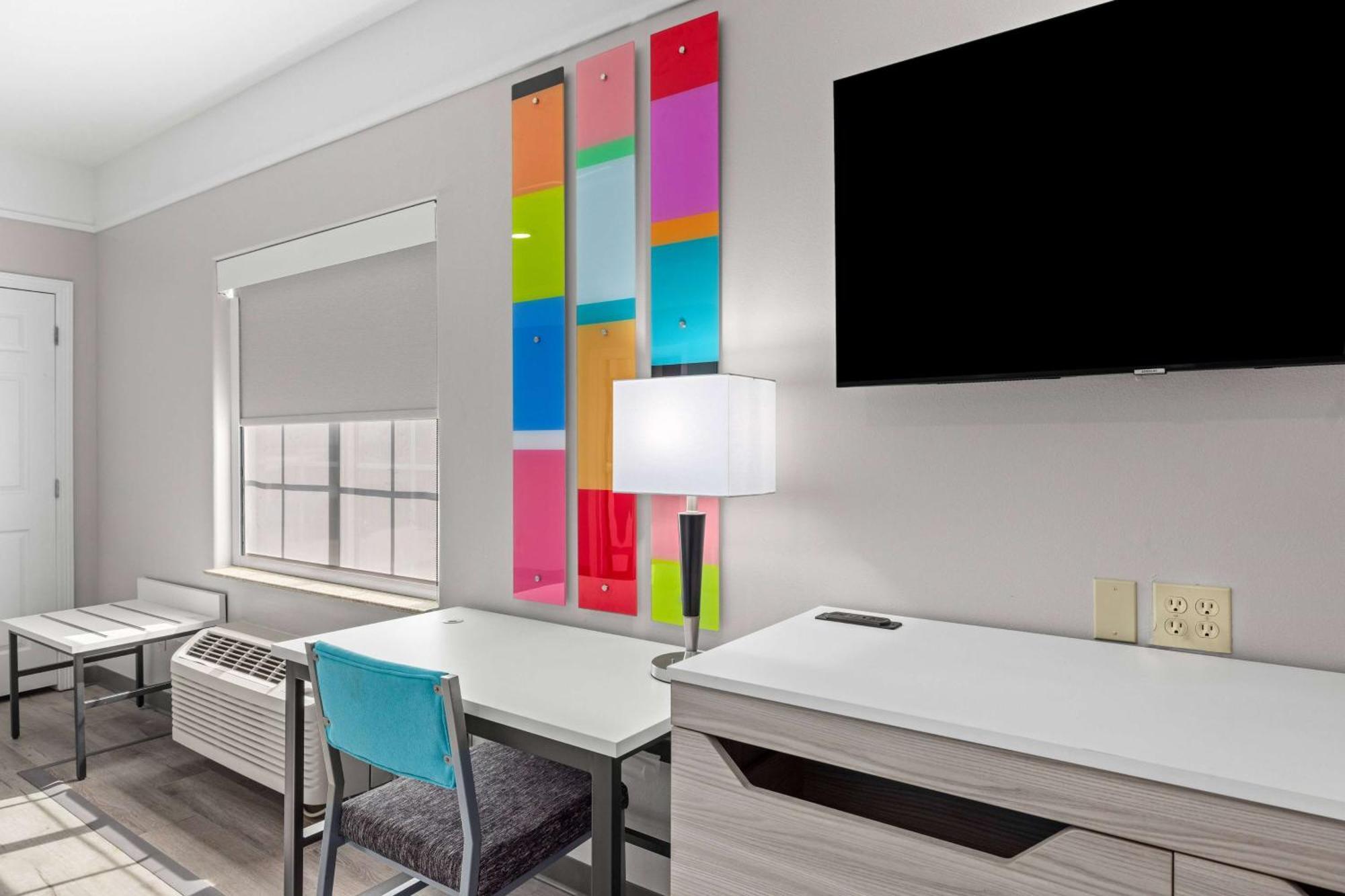 La Quinta Inn Suites By Wyndham Raymondville Harlingen Bagian luar foto